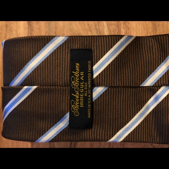 men’s Brooks brother’s tie - Picture 2 of 2